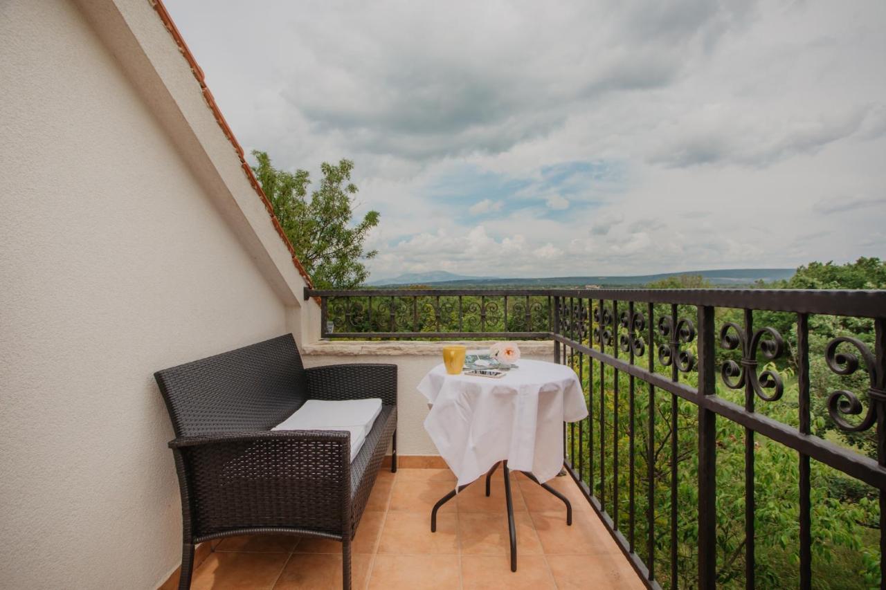 Kalpic Suites & Villa Лозовац Екстер'єр фото
