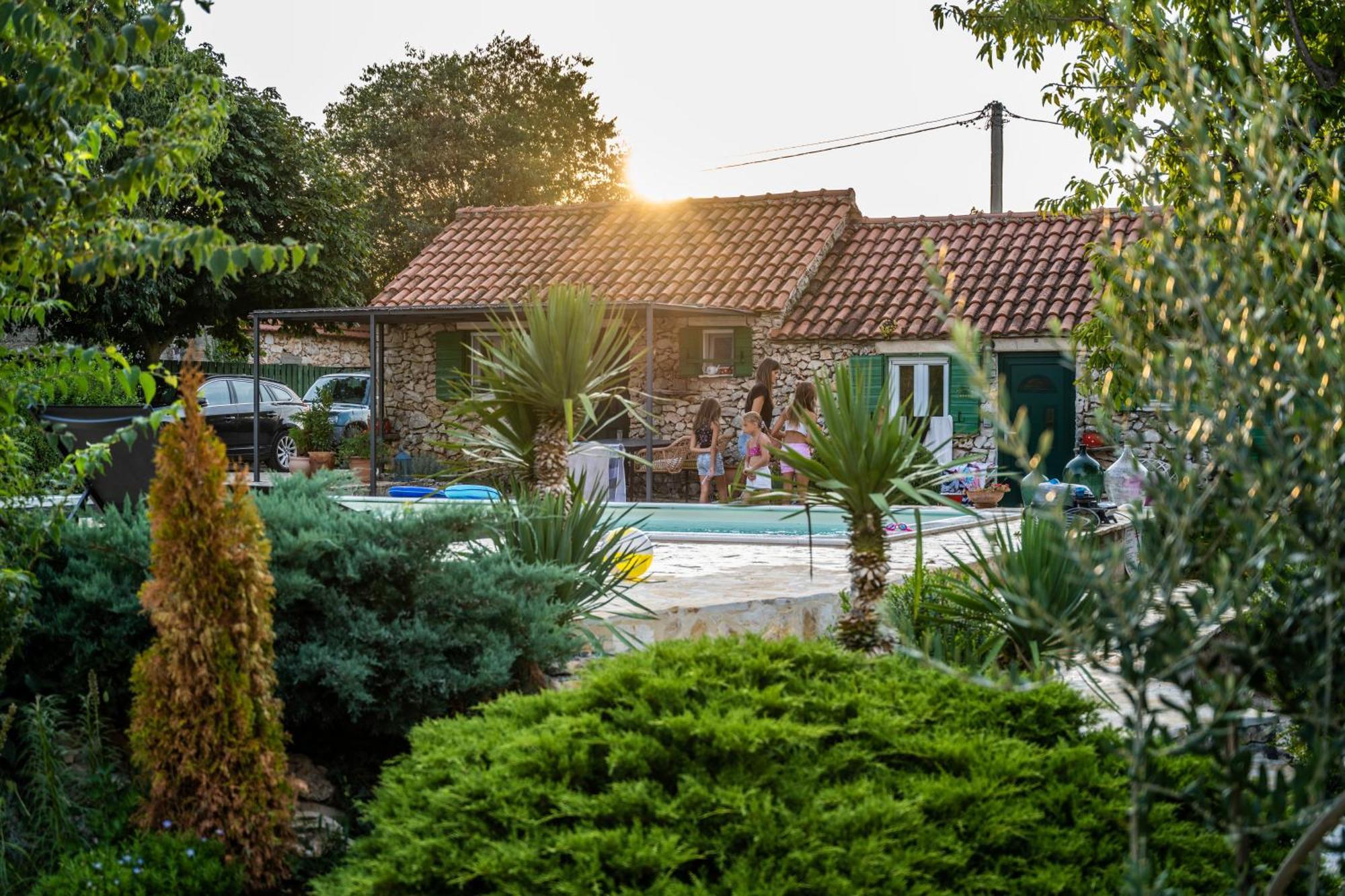 Kalpic Suites & Villa Лозовац Екстер'єр фото